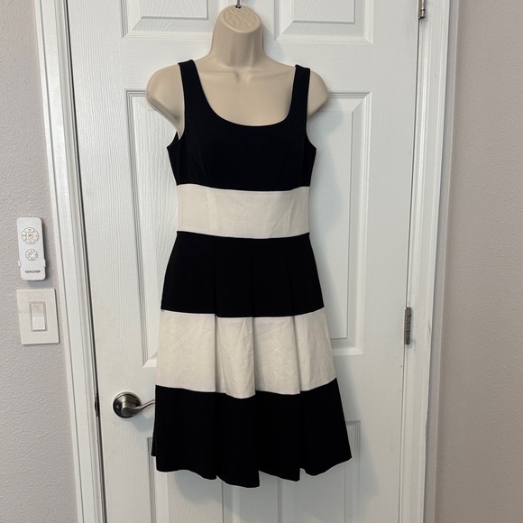 Lauren Ralph Lauren Dresses & Skirts - Lauren by Ralph Lauren black-and-white stripe dress